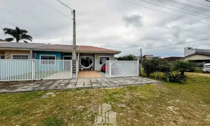 Casa com 2 quartos à venda na Alameda das Gralhas, 93, Canoas, Pontal do Paraná