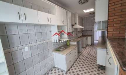 Casa térrea a venda e locação na Vila Municipal em Jundiai SP.