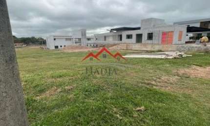 Terreno à venda no Condomínio Portal do Japy Golf Club em Cabreúva