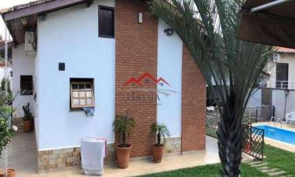 Casa térrea a venda no Bairro Maracanã em Jarinu - SP