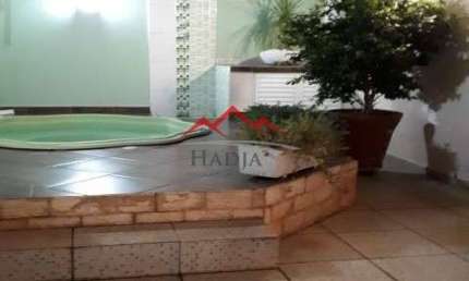 Casa de dupla a venda em condomínio fechado Garden Resort em Jundiaí.