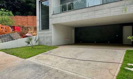 Casa para locação no condomínio Residencial dos Ipês- Engordadouro em Jundiaí SP