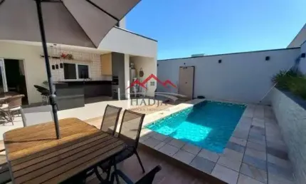 Casa a venda no Condomínio fechado Residencial dos Ipês, Engordadouro em Jundiaí-SP