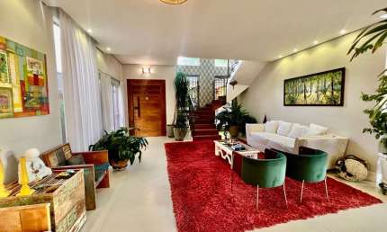 Casa a venda em condomínio Portal da Primavera - Engordadouro em Jundiaí.
