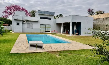CASA À VENDA EM CONDOMÍNIO PRÓXIMO DO CENTRO DE ITUPEVA - SP.