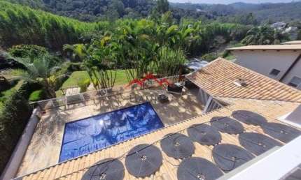 Casa a venda no condomínio Serra dos Cristais em Cajamar - SP.