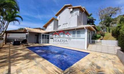 Casa de Alto Padrão para Venda no Condomínio Serra dos Cristais, Cajamar/SP - 4 Quartos, 4 Suítes, 3 Salas, 3 Vagas, 367m²