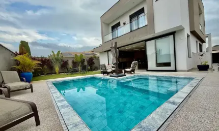 Casa à venda no Condomínio Fechado Reserva Marajoara, em Jundiaí.