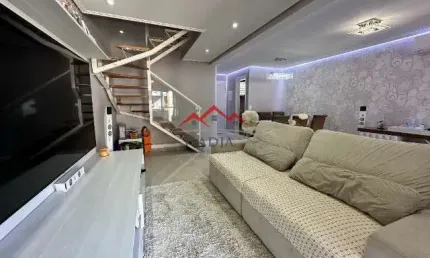 Sobrado à Venda no Condomínio Vintage Club - Engordadouro, Jundiaí/SP Excelente sobrado com 87 m² de área construida.