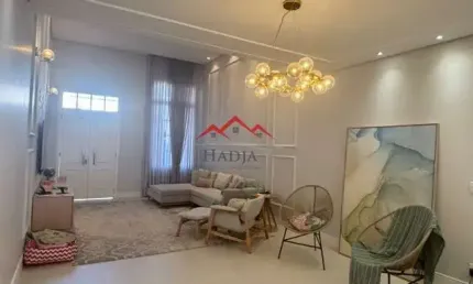 Casa térrea semi mobiliada para locação no condomínio brisas da mata ? jundiaí
