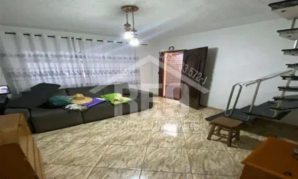 Casa com 4 quartos para alugar na Rua Curuaés, Vila Ema, São Paulo