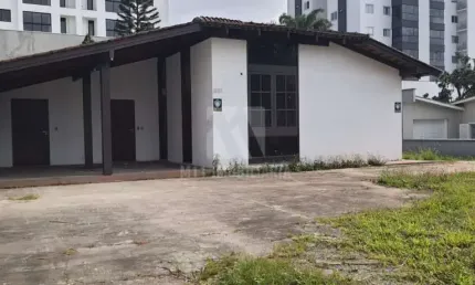 Casa com 4 quartos à venda na Rua Rio Grande do Sul, 881, Anita Garibaldi, Joinville
