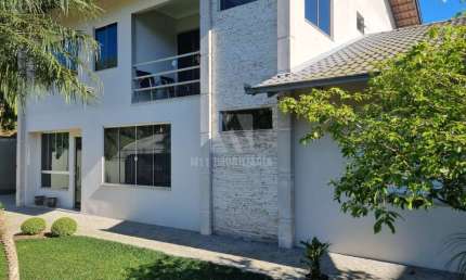 Casa com 3 quartos à venda na Servidão Acácio Harry Hille, 558, Glória, Joinville
