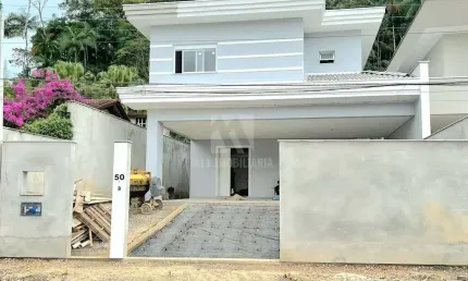 Casa com 4 quartos à venda na Rua Campo Alegre, 50, Glória, Joinville