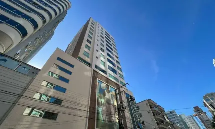 Apartamento com 3 quartos à venda na Rua 282, 108, Meia Praia, Itapema