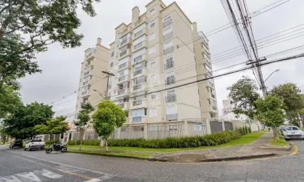 Cobertura à venda no bairro Bacacheri - Curitiba/PR