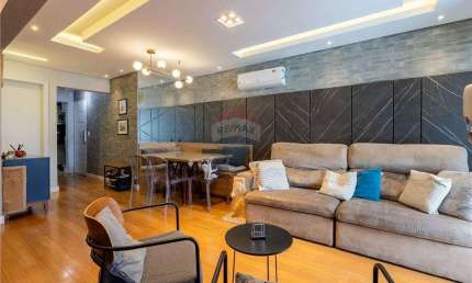 Apartamento com 80 metros 3 quartos 1 suíte á venda na Barra Funda a 500 metros do metrô