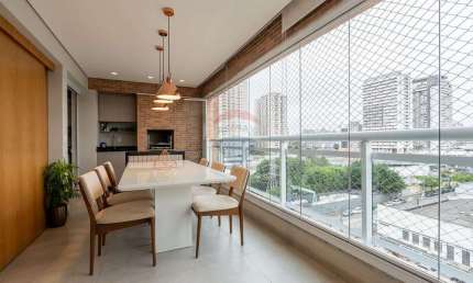 Apartamento à venda de 96m2 com 2 dormitórios, 1 suíte, 2 vagas, varanda gourmet, aceita pet e lazer completo
