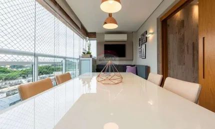 Apartamento à venda de 96m2 com 2 dormitórios, 1 suíte, 2 vagas, varanda gourmet, aceita pet e lazer completo