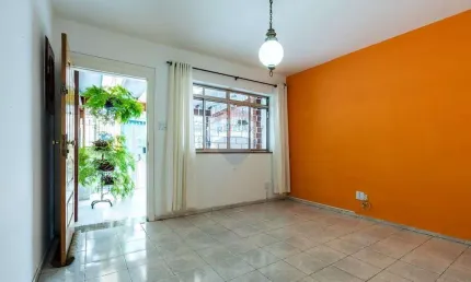 Casa  à venda com 2 quartos, 1 vaga no bosque da saúde