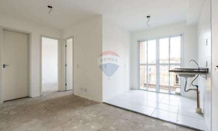 Apartamento à venda na Vila Ré | 2 Quartos | 36m² | Ao lado do Metrô Patriarca