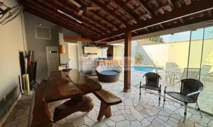 Casa com 4 quartos à venda no Ribeirânia, Ribeirão Preto , 289 m2 por R$ 980.000