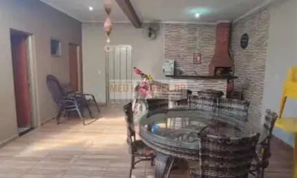 Casa à venda no bairro Parque dos Pinus - Ribeirão Preto/SP
