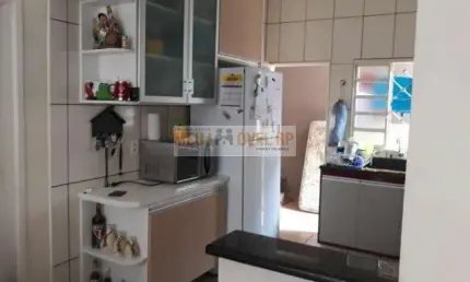 Casa com 3 dormitórios à venda, 290 m² por R$ 320.000,00 - Jardim Juliana - Ribeirão Preto/SP