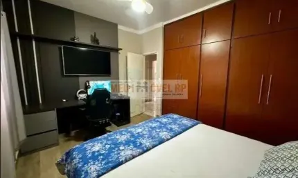 Casa com 4 quartos à venda no Jardim Cadacaam, Ribeirão Preto , 236 m2 por R$ 750.000