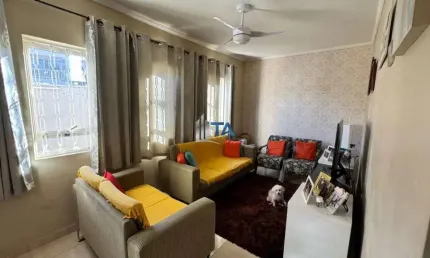 Casa Térrea à venda 256m² em Campinas no Jardim Santana, com 4 quartos 1 suíte, por R$ 850.000