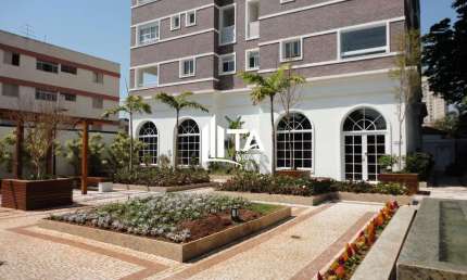 Apartamento Duplex 135m² com 2 suítes para alugar, por 7.000 no Cambuí em Campinas.