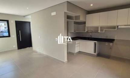 Casa pronta para morar em Condomínio locação - 85m² com 2 suítes 2 vagas no Parque Taquaral em Campinas.