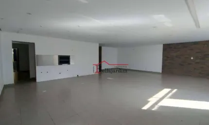 Casa com 3 dormitórios para alugar, 302m² - Bairro Jardim - Santo André/SP