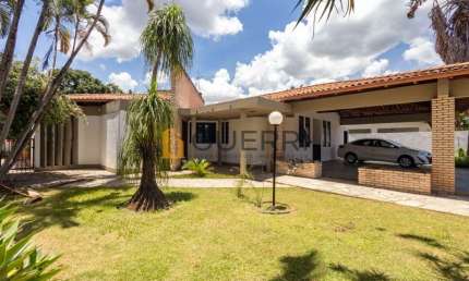 SHIN Ql 09 - Casa Térrea, 4 Quartos, Piscina e Linda Área Verde !!!