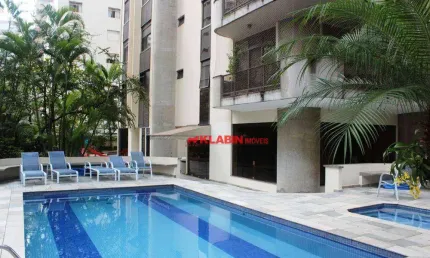 * cobertura triplex com 642m² de área privativa - 4 suítes sendo uma master com closet e hidromassagem - 6 vagas de garagem + box - piscina privativa