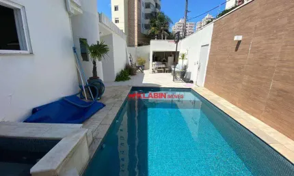 Casa com 280m² de Terreno e 340m² de Área Construída - 5 Quartos sendo 1 Suíte e 3 Vagas de Garagem - Piscina e Área Gourmet - Vila Mariana -SP