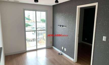 ** Apartamento de 1 Dormitório com 32m² de Área Privativa - Prédio com Portaria 24 horas **