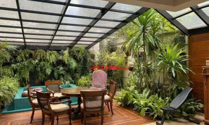 Casa de condomínio com 5 suítes - 7 banheiros - 9 vagas - 590 m² - alto padrão de frente para o parque ibirapuera