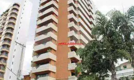 Apartamento à venda na Vila Mariana com 4 dormitórios sendo 2 suítes, 176m2, 3 vagas, lazer completo.