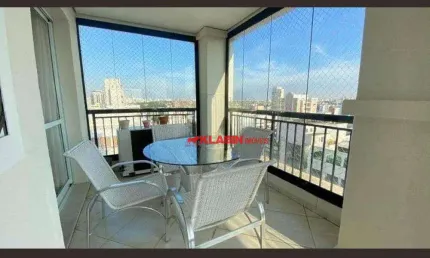 Apartamento à venda no planalto paulista com 4 suítes, 250m2, 5 vagas, 6 banheiros.