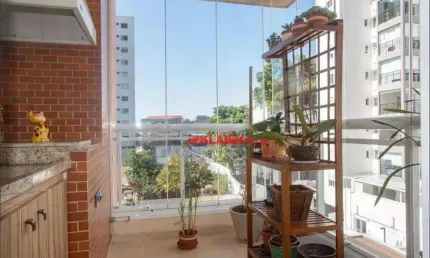 Vila clementino; metrô; 109m²; 3 dts. (1 suíte); 3 banheiros; lavabo; 3 vagas; mobiliado; lazer com piscina; pronto para morar