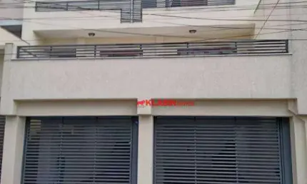 Sobrado com 303m² de área construída - 3 suítes com 4 vagas de garagem - belo quintal com churrasqueira - ótima local próximo ao parque da aclimação