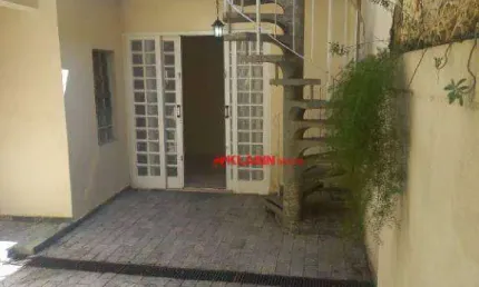 Casa com 4 quartos à venda na Alameda dos Guaramomis, Moema, São Paulo