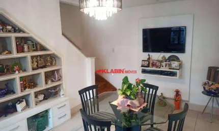 Sobrado com 183m² de área construída - 3 dormitórios sendo 1 suíte com 2 vagas de garagem - ótima localização!!!