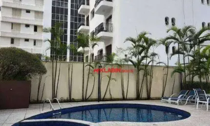 Apartamento com 4 quartos para alugar na Avenida Pavão, Moema, São Paulo