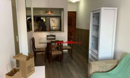 Apartamento com 45m² de Área Útil de 1 Dormitório com 1 Vaga de Garagem (Manobrista) - Excelente Localização Próximo às Estações Eucaliptos e Moema