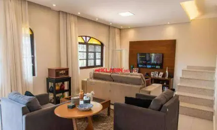 Lindo sobrado de esquina com 217m² de área construída - 4 dormitórios sendo 1 suíte com 6 vagas - quintal e edícula - ótimo local no jardim da glória