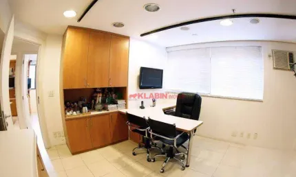 Conjunto comercial para venda com 60m² de área útil - 4 salas e 1 vaga de garagem - ótima localização no campo belo com fácil acesso ao metrô