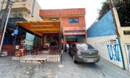 Prédio comercial amplo à venda ou locação – ideal para clínicas, escritórios ou investimento!