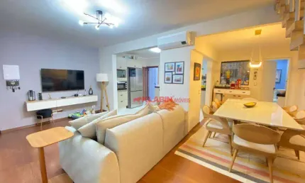Sobrado de 3 quartos sendo 1 suíte com 2 vagas de garagem - quintal com churrasqueira - 145m² de área construída - boa localização no bosque da saúde